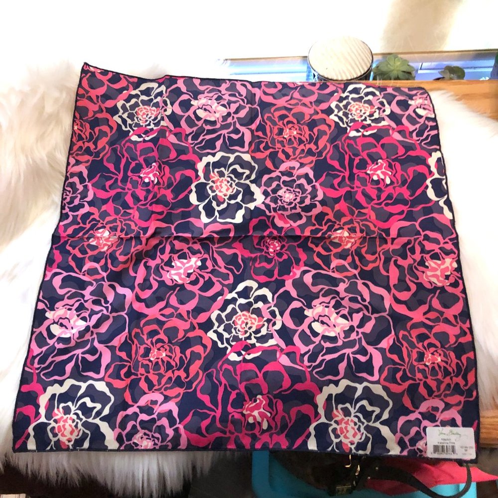 Vera Bradley Placemats and Napkins Set of 4 NWT - Picture 7 of 8
